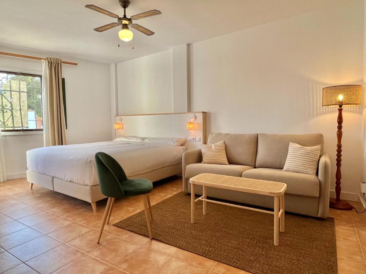 דירות פריחיליאנה Casa La Aguanosa Con Piscina Y Vistas Al Mar מראה חיצוני תמונה
