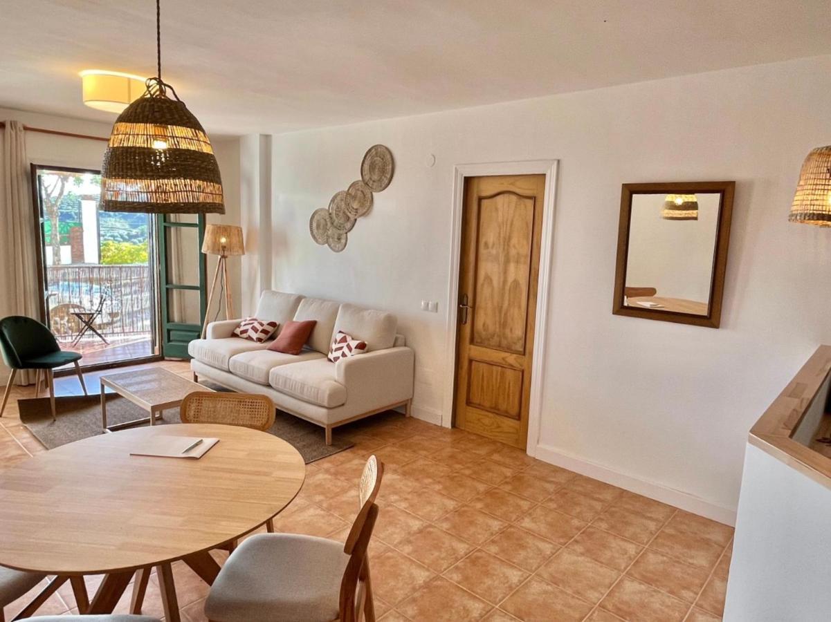 דירות פריחיליאנה Casa La Aguanosa Con Piscina Y Vistas Al Mar מראה חיצוני תמונה