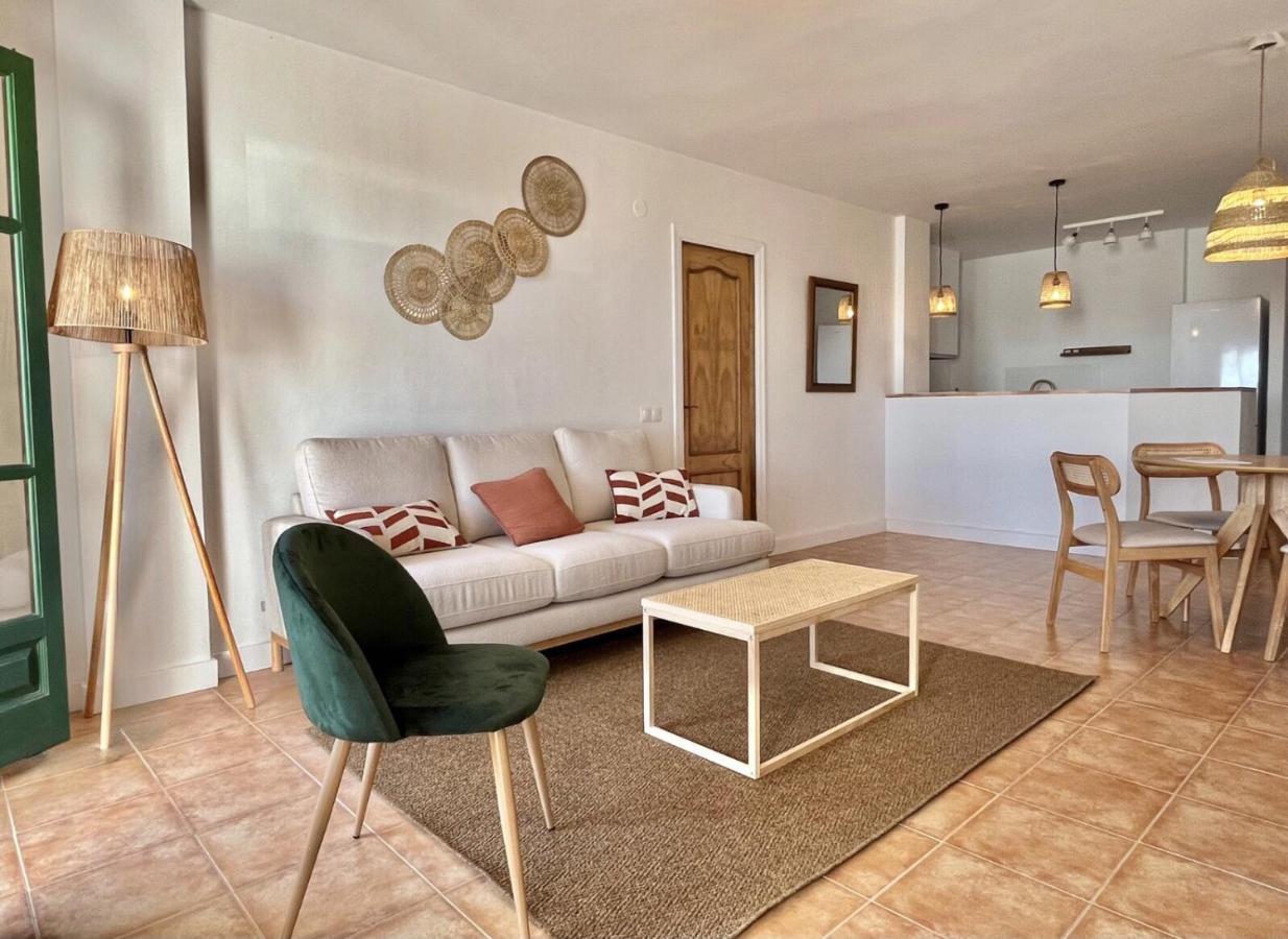 דירות פריחיליאנה Casa La Aguanosa Con Piscina Y Vistas Al Mar מראה חיצוני תמונה