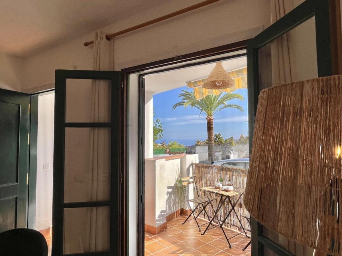 דירות פריחיליאנה Casa La Aguanosa Con Piscina Y Vistas Al Mar מראה חיצוני תמונה